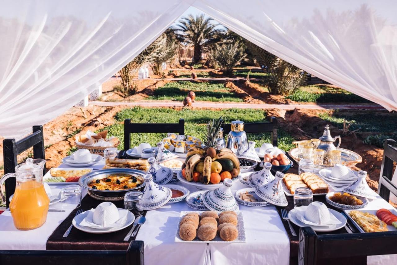 Отель Oasis Luxury Camp Мерзуга Экстерьер фото