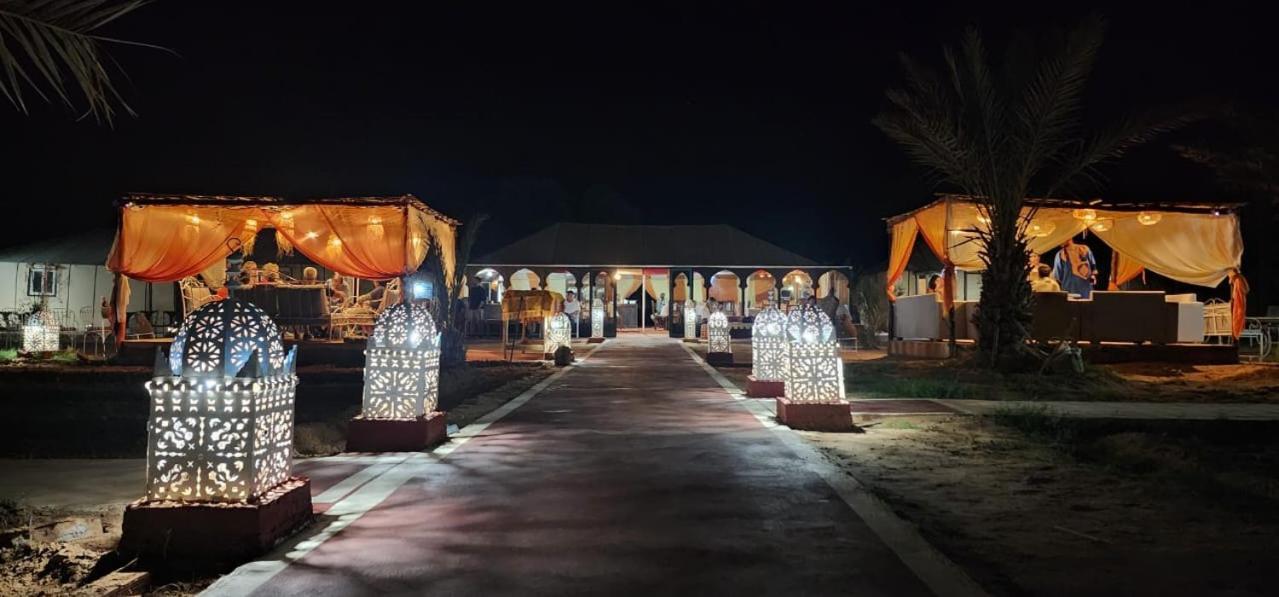 Отель Oasis Luxury Camp Мерзуга Экстерьер фото